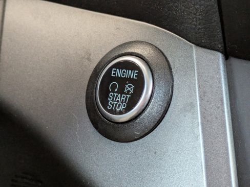Certified 2019 Ford Escape SE FWD image 28