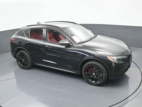 Used 2019 Alfa Romeo Stelvio w/ Nero Edizione image 53