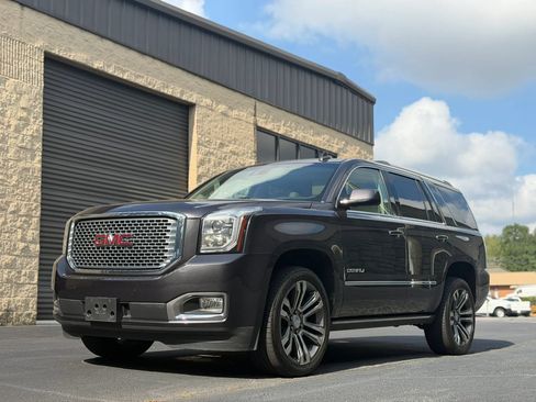Used 2017 GMC Yukon Denali w/ Open Road Package RWD image 47