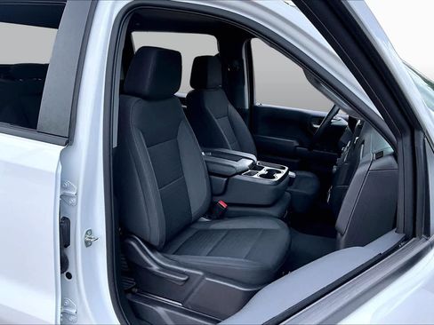 Used 2023 Chevrolet Silverado 1500 Custom RWD image 9