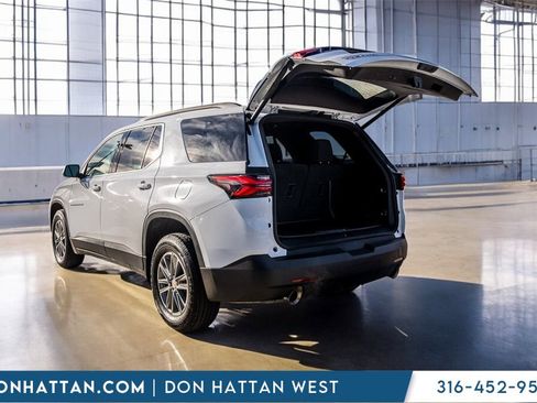 Used 2023 Chevrolet Traverse LT image 31
