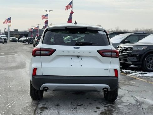 New 2026 Ford Escape SE image 5