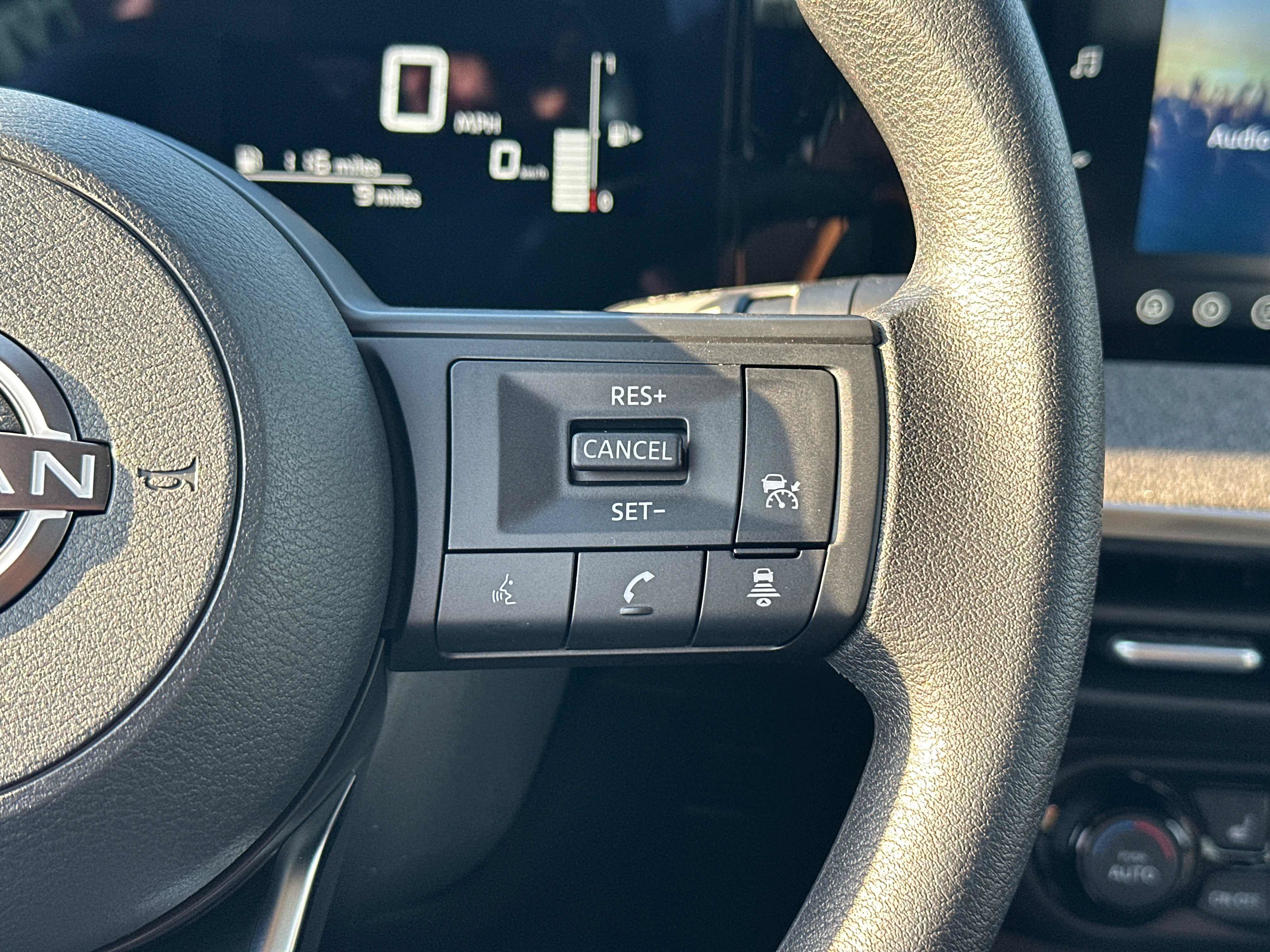 New 2027 Nissan Kicks SV AWD/4WD image 38