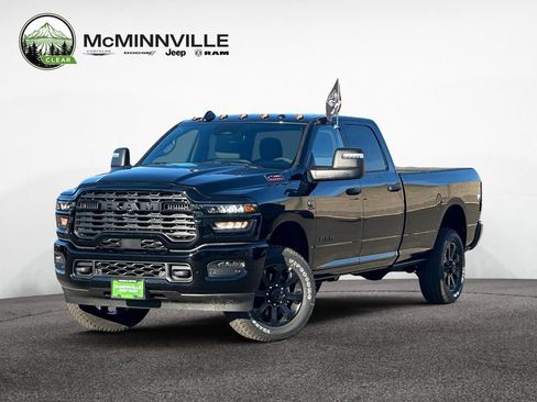 New 2026 RAM 2500 Big Horn AWD/4WD image 1