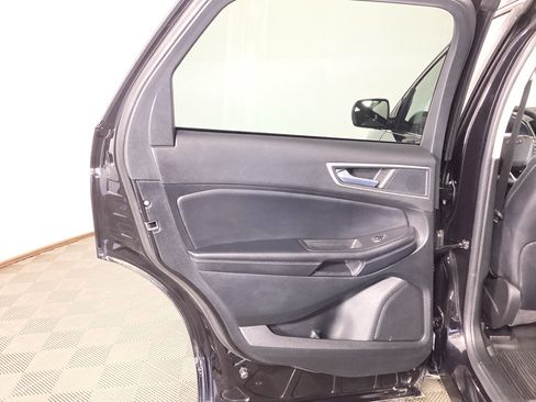 Certified 2023 Ford Edge SEL w/ Convenience Package AWD/4WD image 12