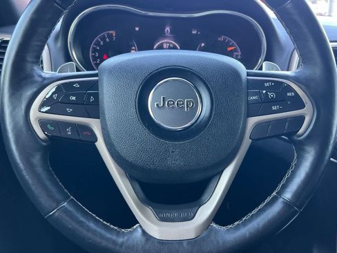 Used 2017 Jeep Grand Cherokee Limited w/ Luxury Group II RWD image 29