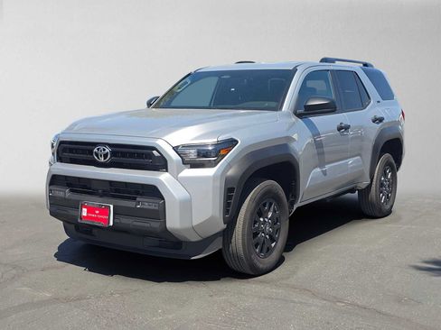 Certified 2026 Toyota 4Runner SR5 AWD/4WD image 7
