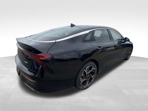 Used 2025 Kia K5 GT-Line w/ GT-Line Premium Package FWD image 11