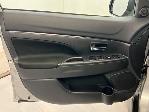 Used 2026 Mitsubishi Outlander Sport AWD image 15