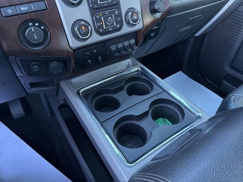 Used 2015 Ford F250 Lariat w/ Lariat Ultimate Package image 41