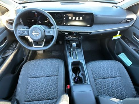 New 2026 Nissan Kicks SV w/ SV Premium Package AWD/4WD image 16