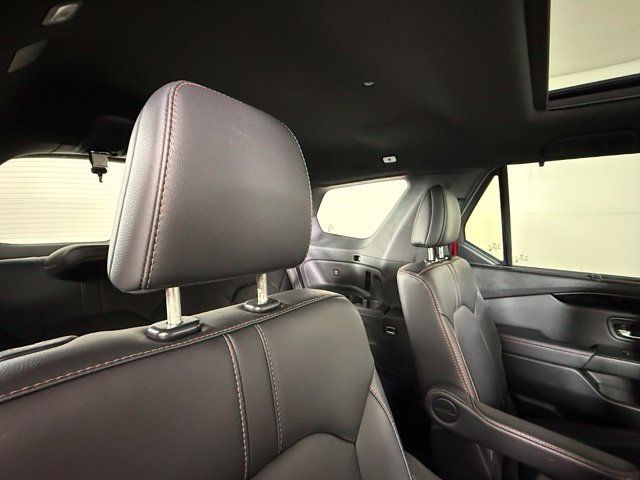 Used 2024 Honda Pilot TrailSport image 30