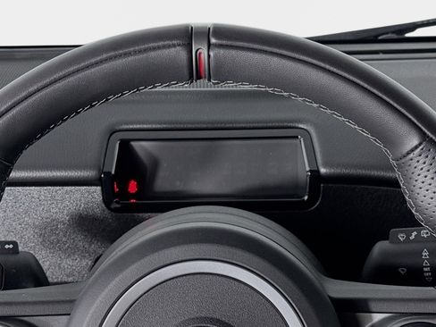 Used 2024 INEOS Grenadier image 12