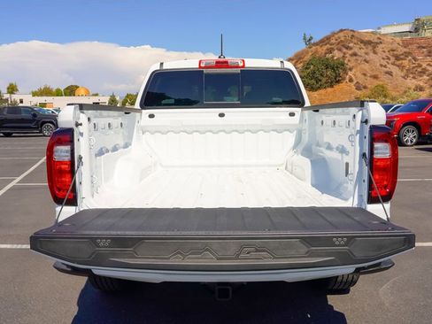 Used 2025 GMC Canyon Elevation image 14