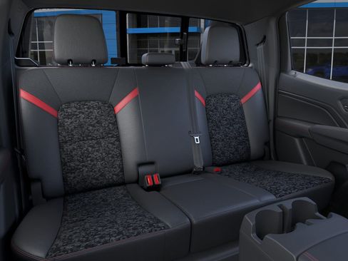 New 2025 Chevrolet Colorado Z71 w/ Midnight Edition image 15