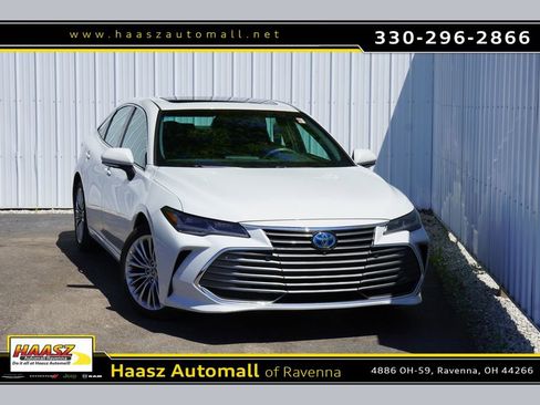 Used 2022 Toyota Avalon Limited w/ Advanced Safety Package FWD image 1