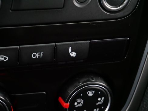 Used 2015 Volkswagen Passat 1.8T SE image 30