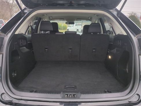 Used 2024 Ford Edge SEL image 32