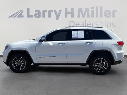 Used 2019 Jeep Grand Cherokee Limited w/ Luxury Group II AWD/4WD image 3