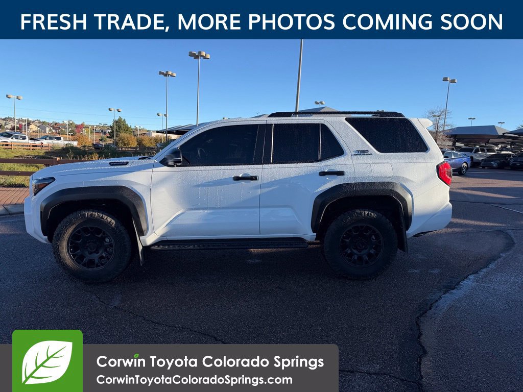 Used 2025 Toyota 4Runner TRD Off-Road Premium AWD/4WD image 5