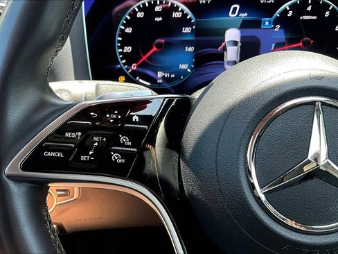 Used 2022 Mercedes-Benz E 350 Sedan image 26