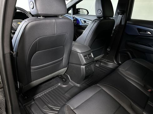 New 2025 Chevrolet Equinox EV LT w/ Convenience Package II image 54