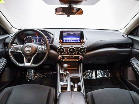 Used 2022 Nissan Sentra SV image 12