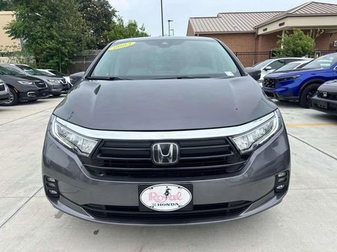 Certified 2023 Honda Odyssey EX-L image 2