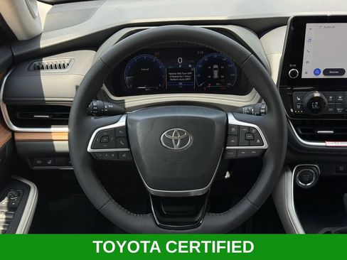 Certified 2026 Toyota Grand Highlander FWD image 24