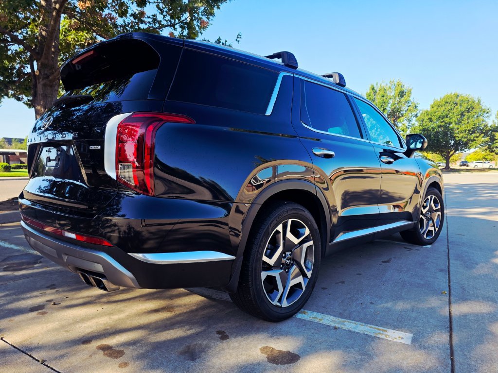 Used 2023 Hyundai Palisade Limited AWD/4WD image 11