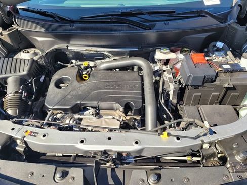 Used 2025 Chevrolet Equinox LT FWD image 26