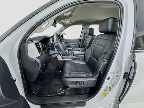 Used 2023 Toyota Tundra Limited w/ TRD Off-Road Package AWD/4WD image 11