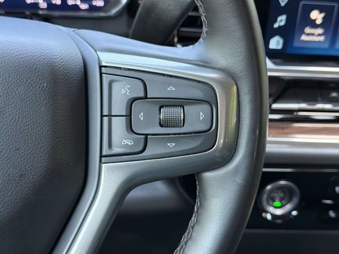 Used 2024 Chevrolet Silverado 1500 LT AWD/4WD image 17