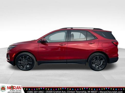 Certified 2022 Chevrolet Equinox RS w/ RS Leather Package image 3
