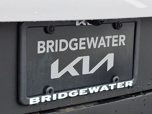 New 2026 Kia Sportage EX FWD image 15