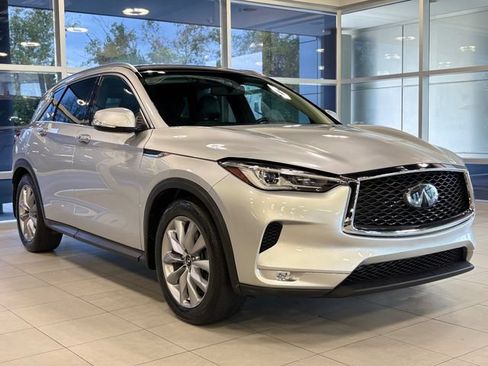 Used 2020 INFINITI QX50 Luxe AWD/4WD image 6