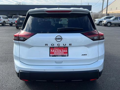 New 2026 Nissan Rogue SV image 4