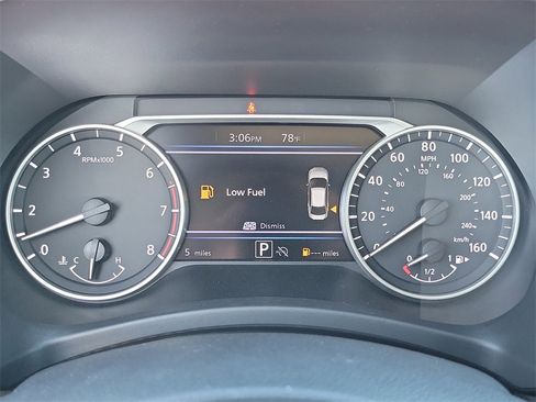 New 2025 Nissan Sentra SR image 7