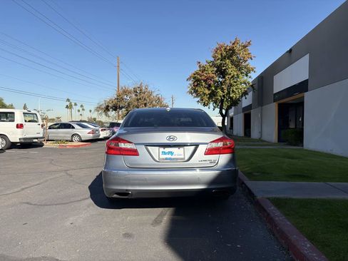 Used 2014 Hyundai Genesis 5.0 R-Spec image 5