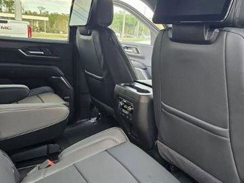 New 2026 GMC Yukon XL Denali w/ Denali Reserve Package AWD/4WD image 26