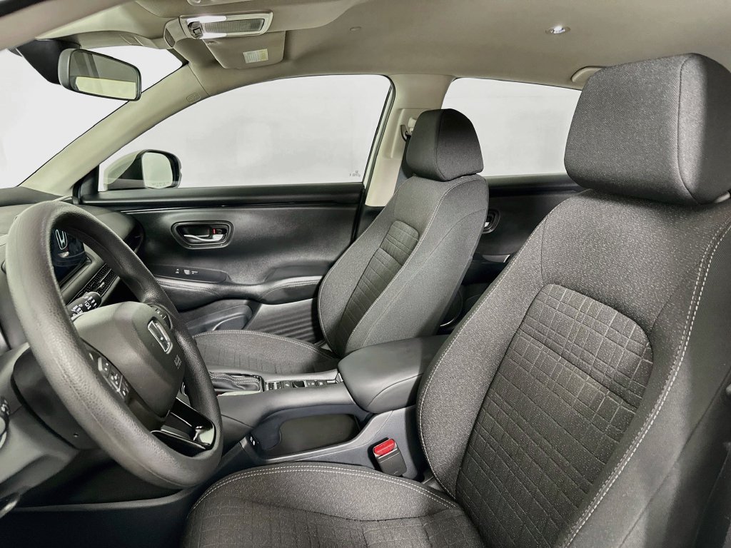 Certified 2026 Honda HR-V LX image 8