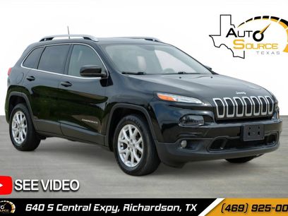 Used 2017 Jeep Cherokee Latitude w/ Safety/Convenience Group