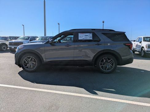 New 2026 Ford Explorer ST w/ Sun And Sound Package AWD/4WD image 6