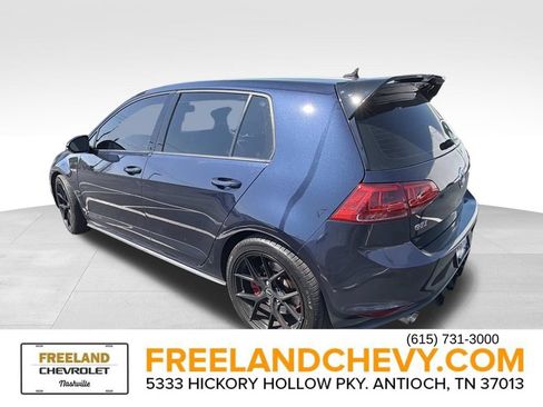 Used 2017 Volkswagen GTI SE FWD image 3