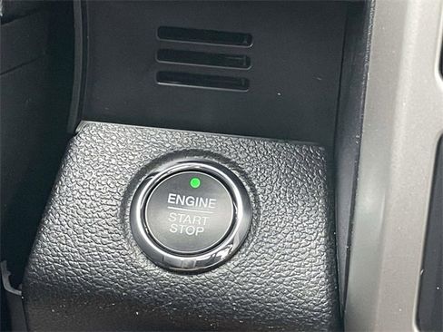 Certified 2019 Ford F150 Lariat image 19