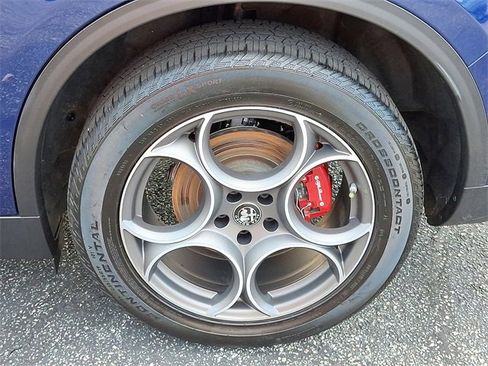 Used 2022 Alfa Romeo Stelvio Sprint image 8