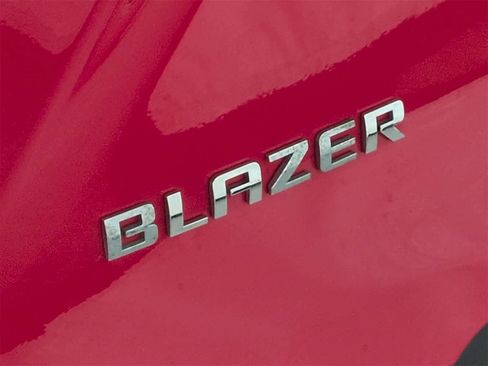 Used 2020 Chevrolet Blazer LT image 13