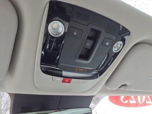 Used 2025 Kia Sorento X-Line EX image 32