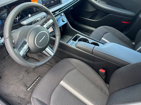 New 2026 Hyundai Sonata SEL FWD image 10