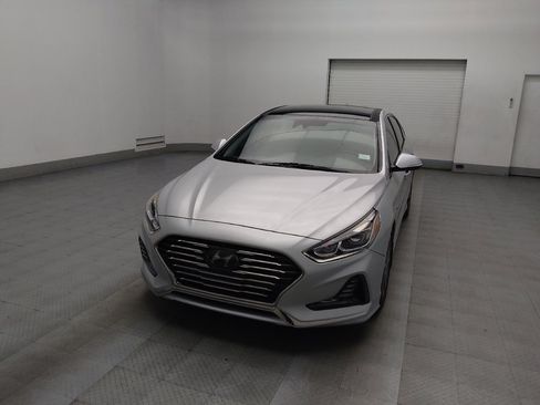 Used 2019 Hyundai Sonata Limited w/ Ultimate Package 02 image 15